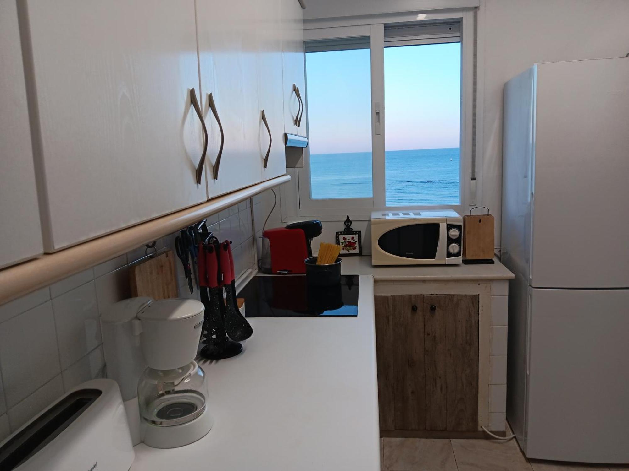 Alojamiento Iberia Playa Estepona Luaran gambar
