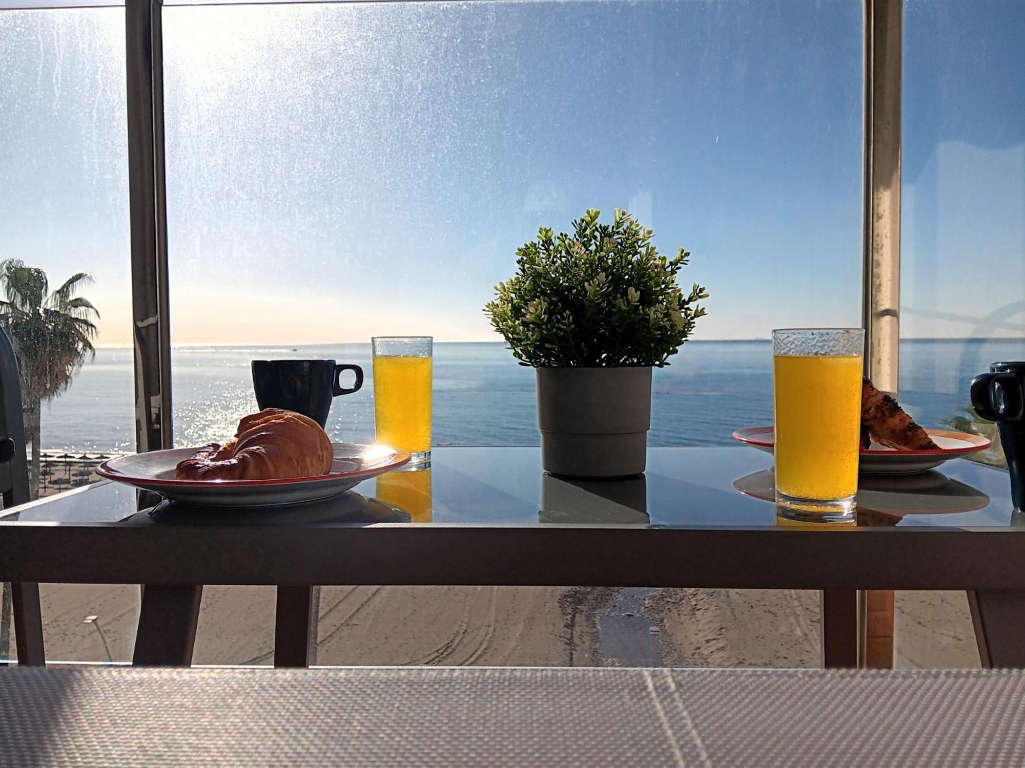 Alojamiento Iberia Playa Estepona Luaran gambar
