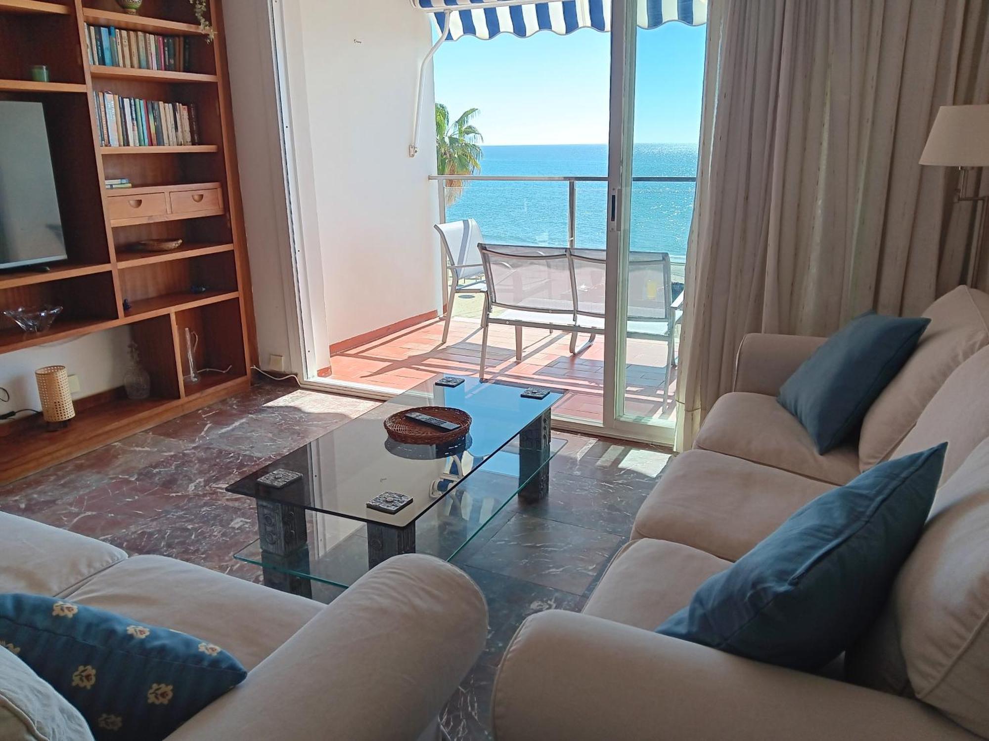 Alojamiento Iberia Playa Estepona Luaran gambar